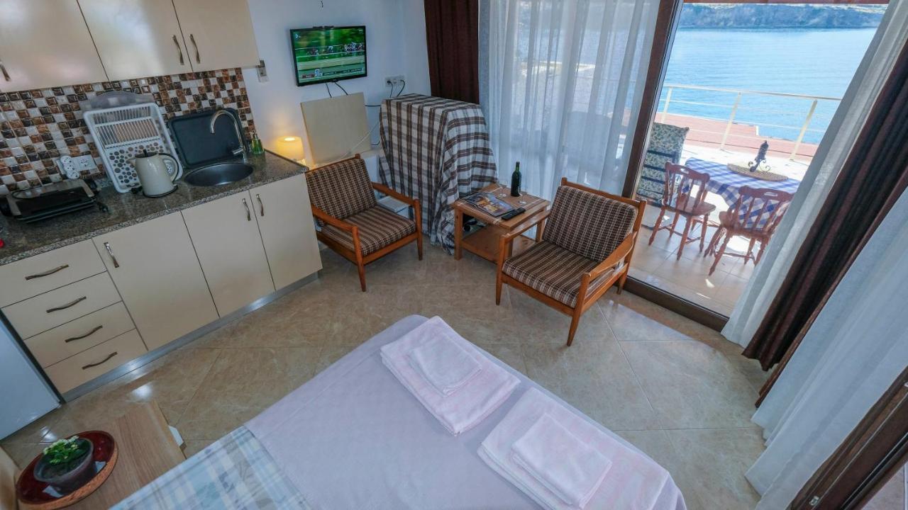 Teras Butik Apart Karaburun  Ngoại thất bức ảnh