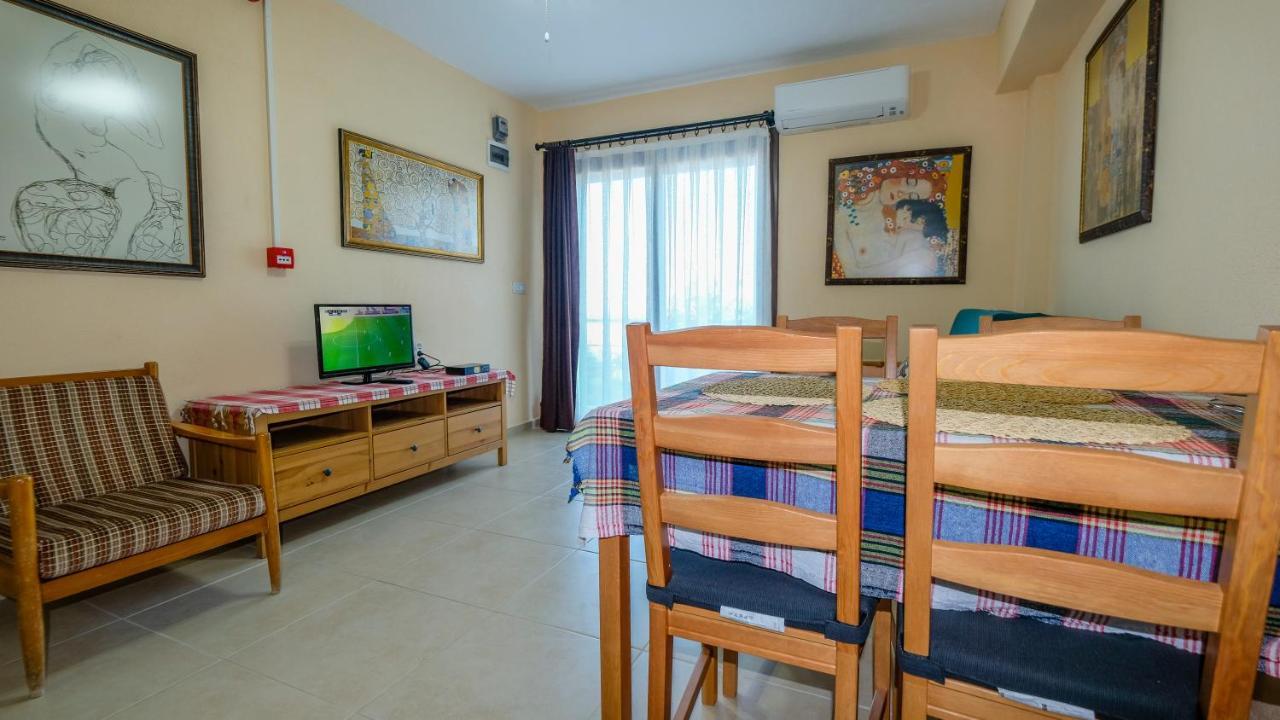 Teras Butik Apart Karaburun  Ngoại thất bức ảnh